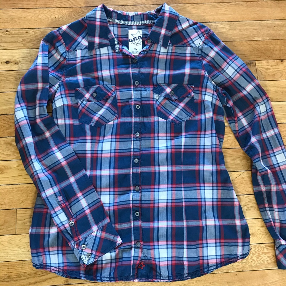 ⭐️ Garage Clothing Button Up Shirt